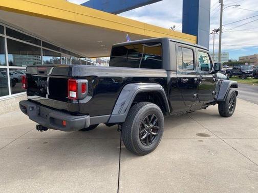 2021 Jeep Gladiator Sport S