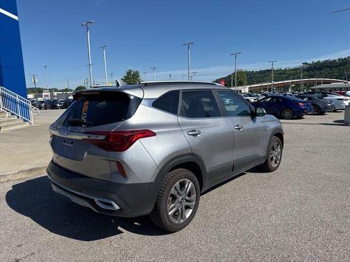 2023 Kia Seltos S