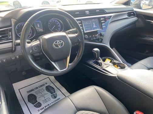 2019 Toyota Camry SE