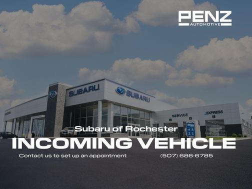 White 2023 Kia Sorento LX
