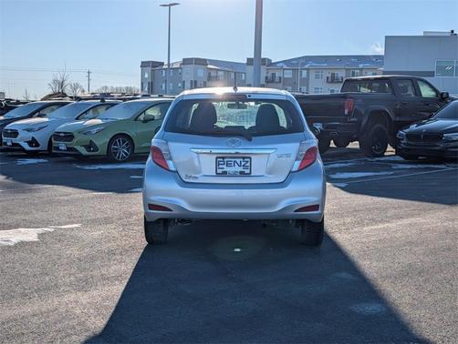 2012 Toyota Yaris SE