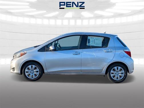 2012 Toyota Yaris SE