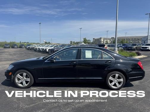 2010 Mercedes-Benz S-Class S 550 4MATIC