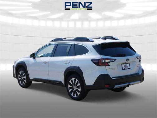 2025 Subaru Outback Touring