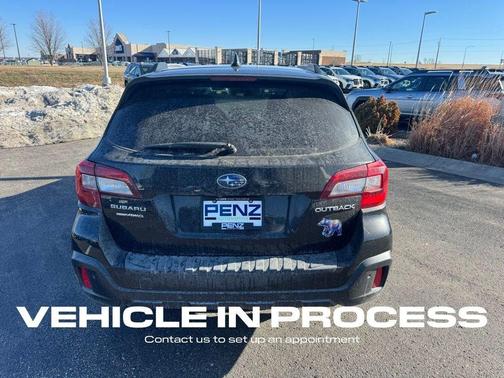 Crystal Black Silica 2018 Subaru Outback 2.5i Touring