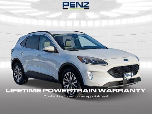 2020 Ford Escape Titanium