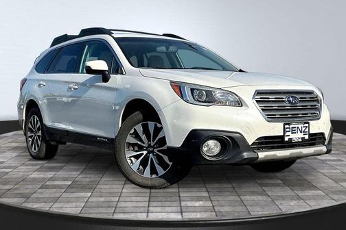 White 2016 Subaru Outback 2.5i Limited