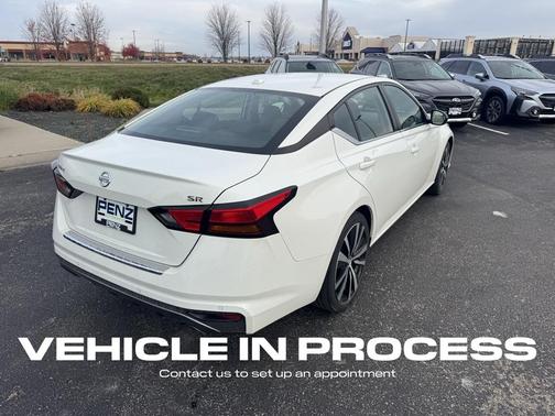2022 Nissan Altima 2.5 SR