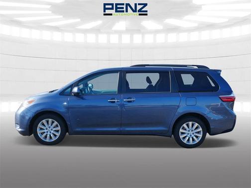 2016 Toyota Sienna XLE Premium