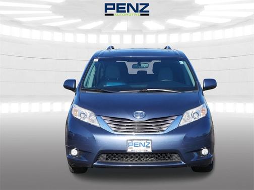 2016 Toyota Sienna XLE Premium