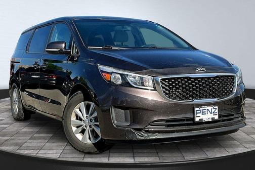 Silver 2017 Kia Sedona LX