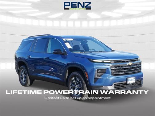 2025 Chevrolet Traverse LT