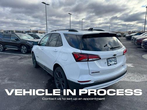 White 2022 Chevrolet Equinox RS