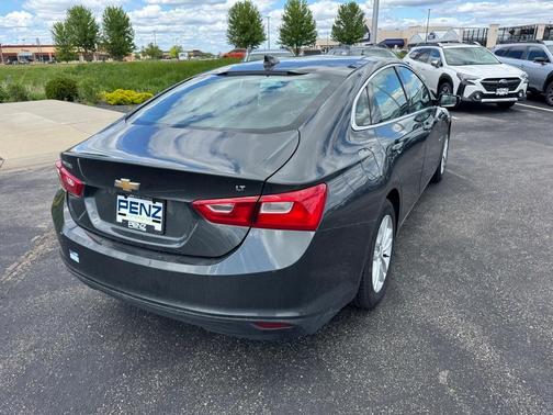 2017 Chevrolet Malibu 1LT