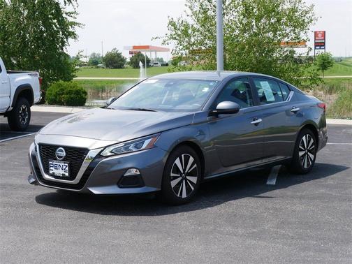 2021 Nissan Altima 2.5 SV
