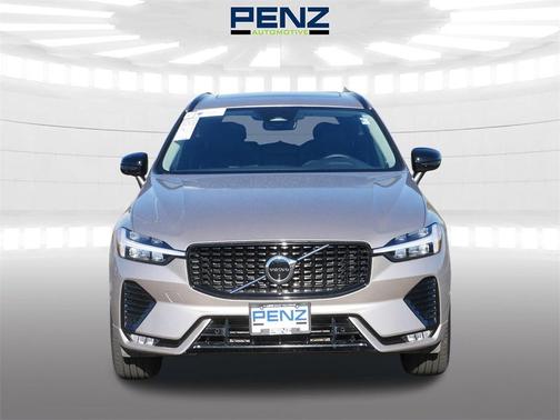 2025 Volvo XC60 B5 Plus