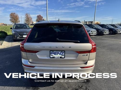 2025 Volvo XC60 B5 Plus