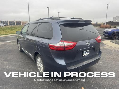 2015 Toyota Sienna XLE