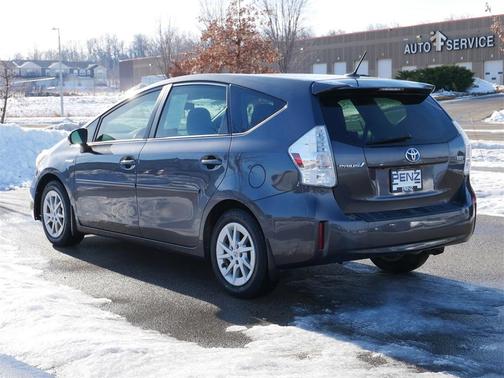 2013 Toyota Prius v Three