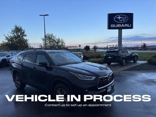 2023 Toyota Highlander Hybrid Bronze Edition