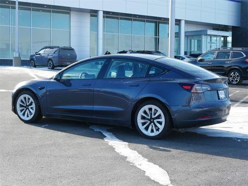 2022 Tesla Model 3 Base