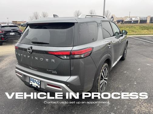 2023 Nissan Pathfinder Platinum