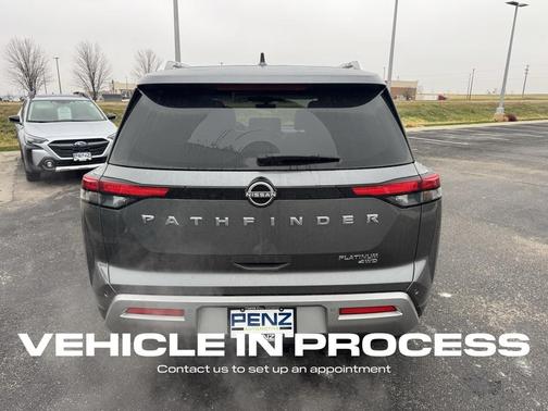2023 Nissan Pathfinder Platinum