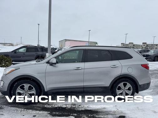 2016 Hyundai SANTA FE SE