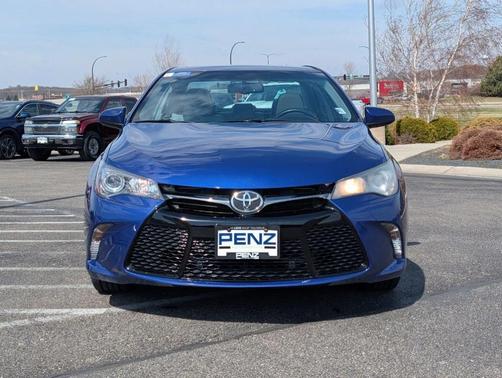 Blue 2015 Toyota Camry SE