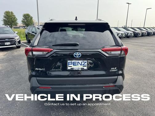 2024 Toyota RAV4 Hybrid XLE