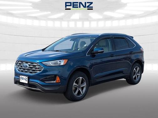 Green 2020 Ford Edge SEL