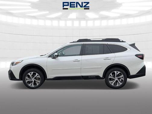 Crystal White Pearl 2022 Subaru Outback Touring