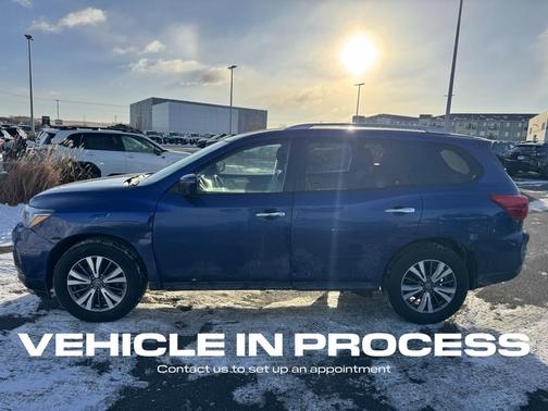 2020 Nissan Pathfinder SL