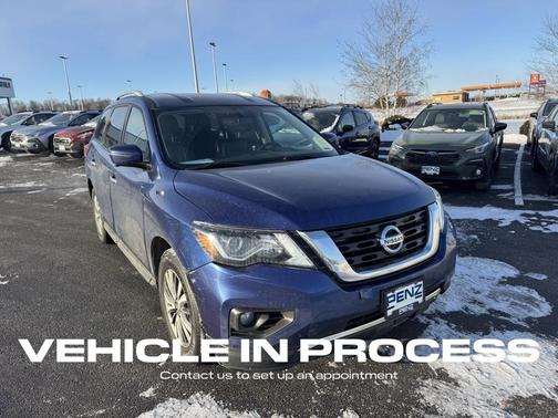 2020 Nissan Pathfinder SL