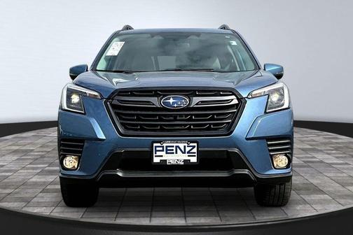 Horizon Blue Pearl 2022 Subaru Forester Limited