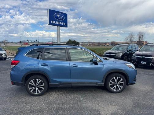 Horizon Blue Pearl 2022 Subaru Forester Limited