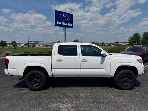 2022 Toyota Tacoma SR5