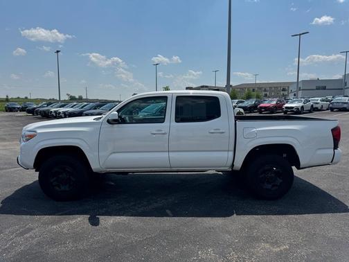 2022 Toyota Tacoma SR5