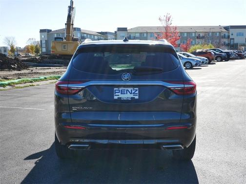 2020 Buick Enclave Essence