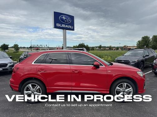 2022 Audi Q3 45 S line Premium
