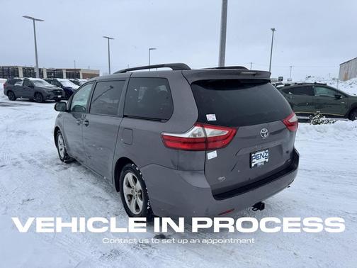 2015 Toyota Sienna LE