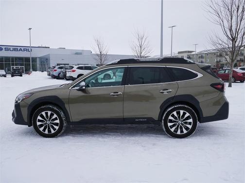 2023 Subaru Outback Touring