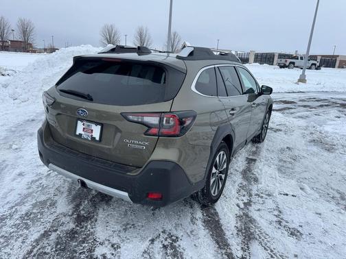 2023 Subaru Outback Touring