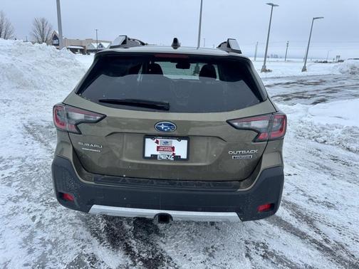 2023 Subaru Outback Touring