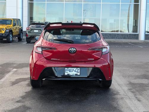 2021 Toyota Corolla Hatchback SE