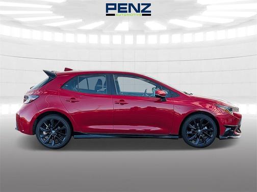 2021 Toyota Corolla Hatchback SE