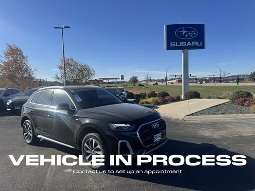 2023 Audi Q5 45 S line quattro Premium