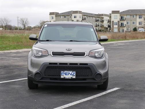 2016 Kia Soul Base
