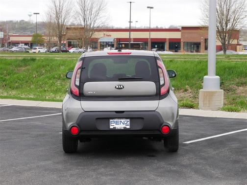 2016 Kia Soul Base
