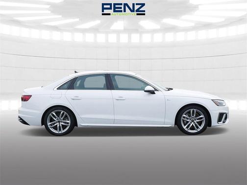 2023 Audi A4 45 S line Premium Plus